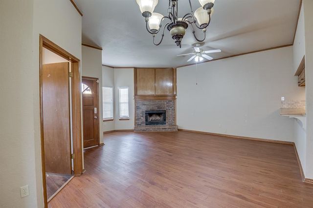 2127 Lonnie Lane, Moore, OK 73170