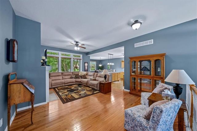 34535 W 84th Street, De Soto, KS 66018