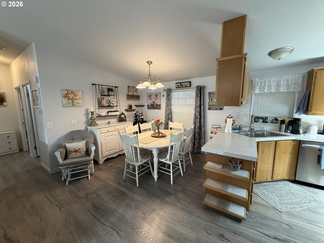 1699 N TERRY St 351, Eugene, OR 97402