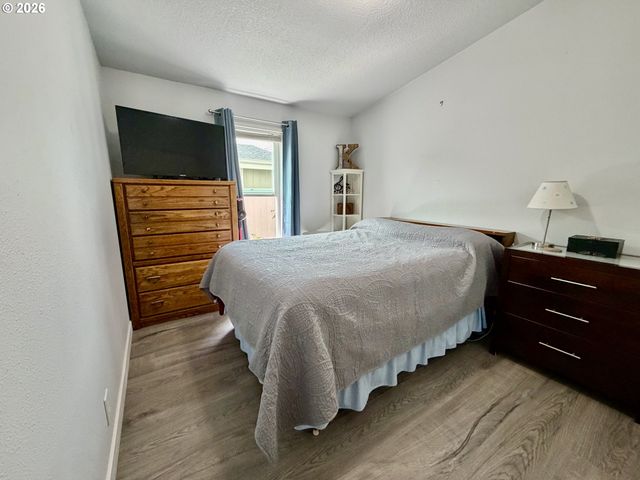 1699 N TERRY St 351, Eugene, OR 97402