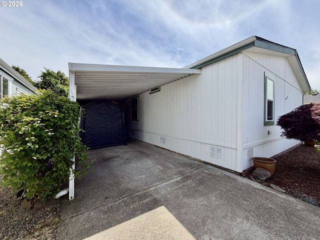 1699 N TERRY St 351, Eugene, OR 97402