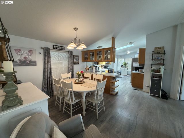 1699 N TERRY St 351, Eugene, OR 97402