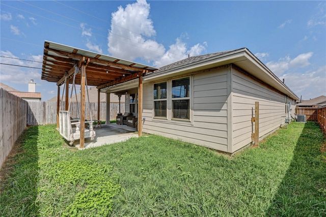 7601 Cowboy Trail Lane, Corpus Christi, TX 78414