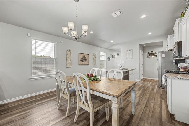 7601 Cowboy Trail Lane, Corpus Christi, TX 78414