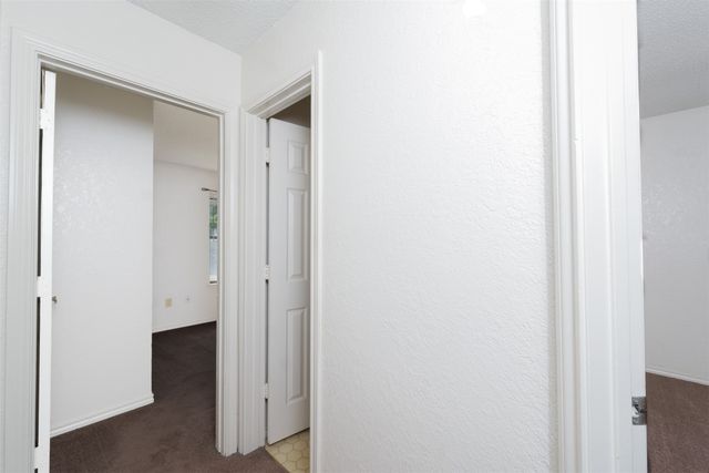 2662 Parkside Drive, Grand Prairie, TX 75052