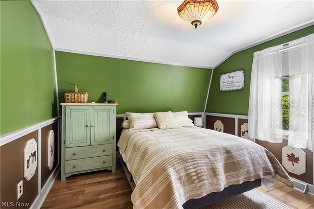 2250 Indian Camp Run Road, New Concord, OH 43762