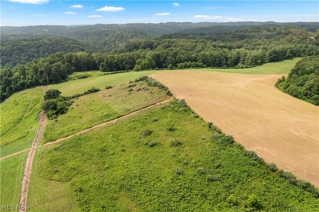 2250 Indian Camp Run Road, New Concord, OH 43762