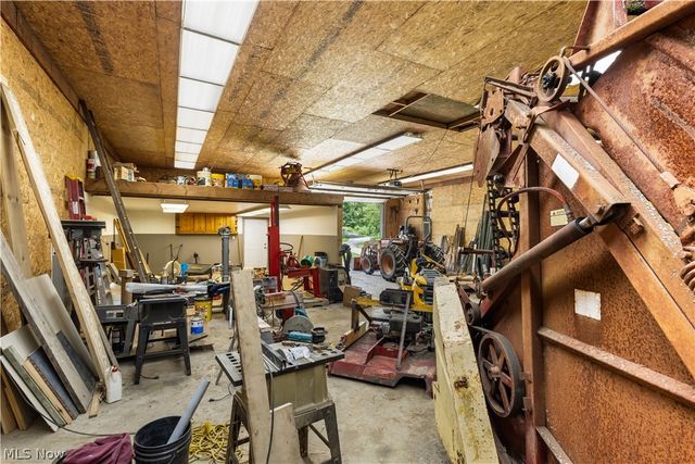 2250 Indian Camp Run Road, New Concord, OH 43762