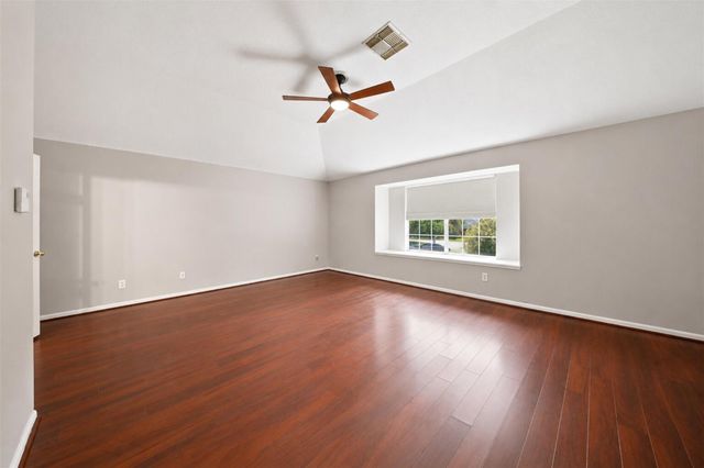 12030 Bunny Lane, Pinehurst, TX 77362
