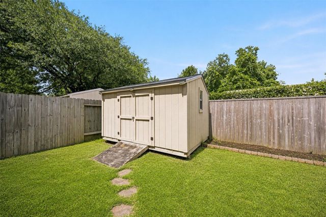 12030 Bunny Lane, Pinehurst, TX 77362