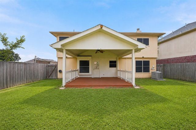 12030 Bunny Lane, Pinehurst, TX 77362