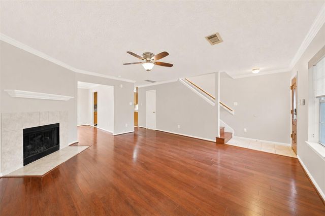12030 Bunny Lane, Pinehurst, TX 77362