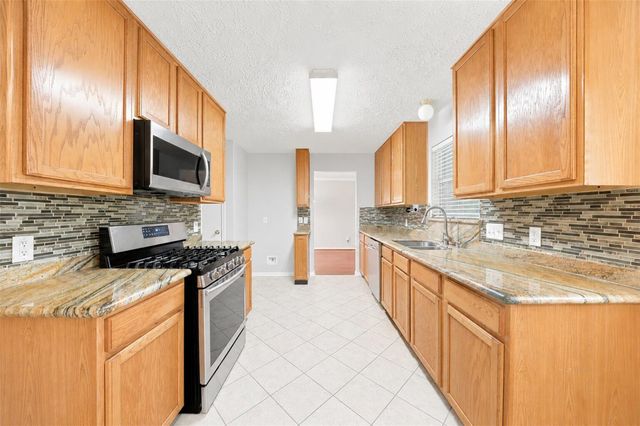 12030 Bunny Lane, Pinehurst, TX 77362