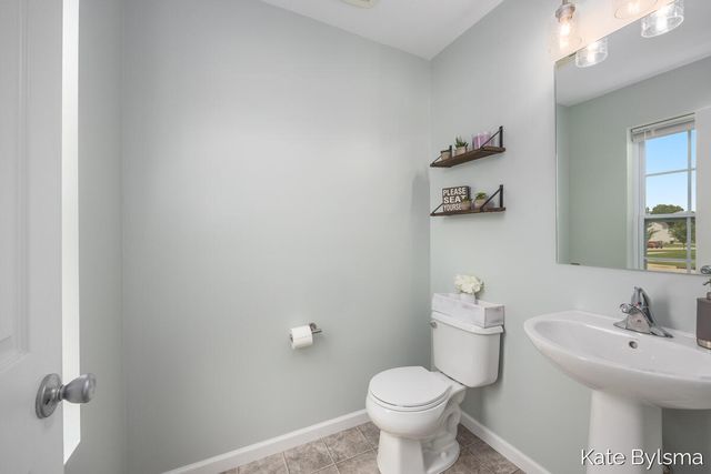 4614 Quaker Hill Court, Kentwood, MI 49512