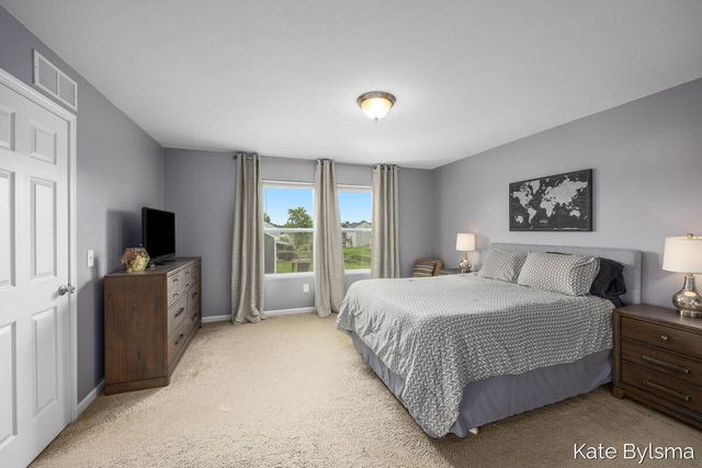 4614 Quaker Hill Court, Kentwood, MI 49512