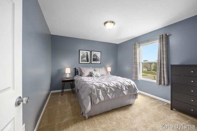 4614 Quaker Hill Court, Kentwood, MI 49512