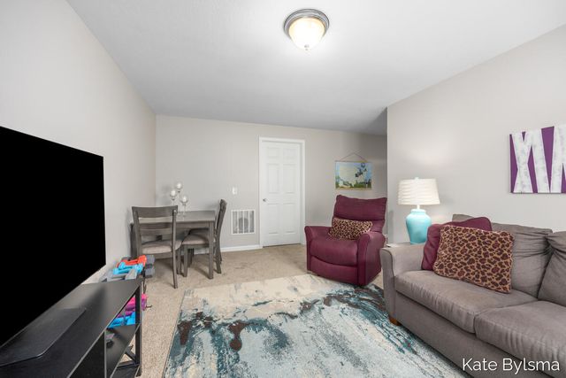 4614 Quaker Hill Court, Kentwood, MI 49512
