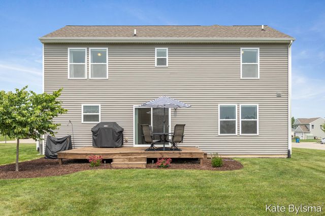 4614 Quaker Hill Court, Kentwood, MI 49512