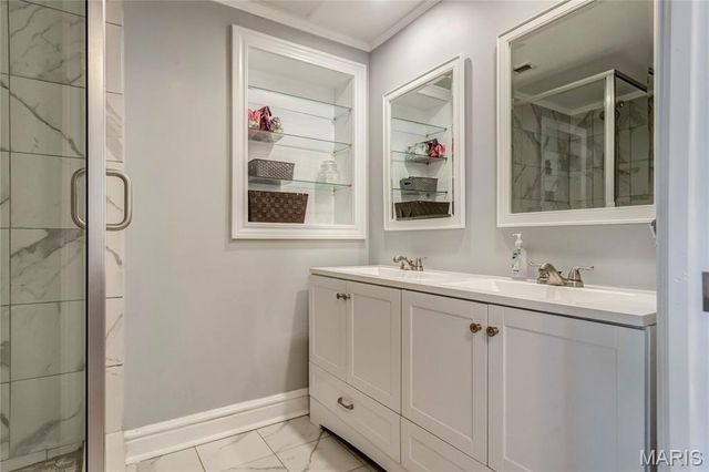 7545 Wellington Way 1A, Clayton, MO 63105