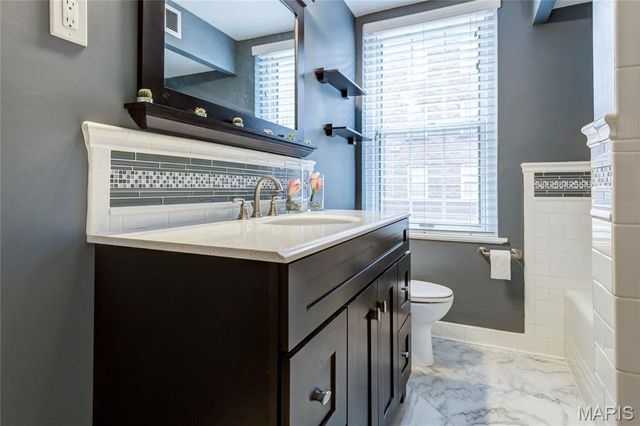 7545 Wellington Way 1A, Clayton, MO 63105