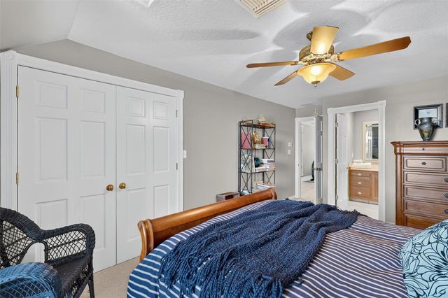 22625 LAKE SENECA ROAD, Eustis, FL 32736