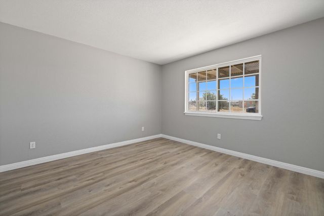 8137 Walpole Avenue, California City, CA 93505