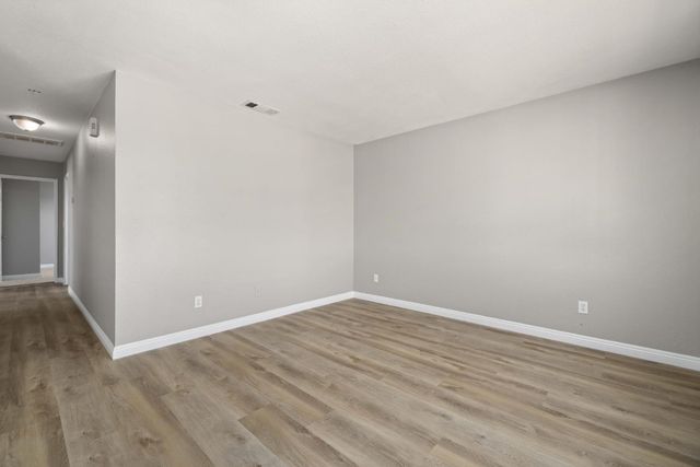 8137 Walpole Avenue, California City, CA 93505