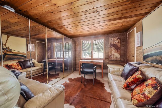14 Birchfield Court, Coram, NY 11727