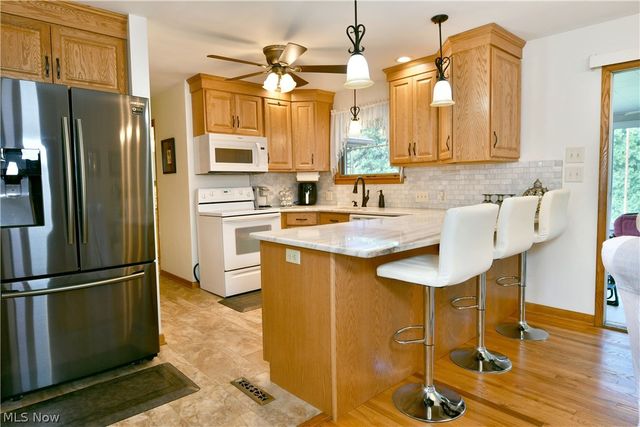 208 Broadway Avenue SE, Warren, OH 44484