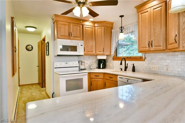 208 Broadway Avenue SE, Warren, OH 44484