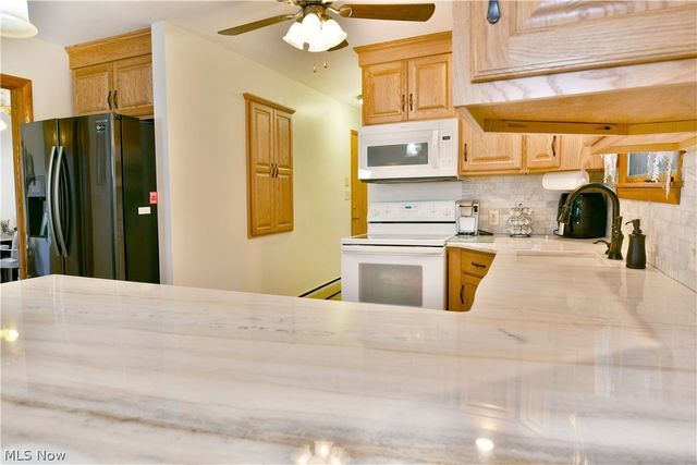 208 Broadway Avenue SE, Warren, OH 44484