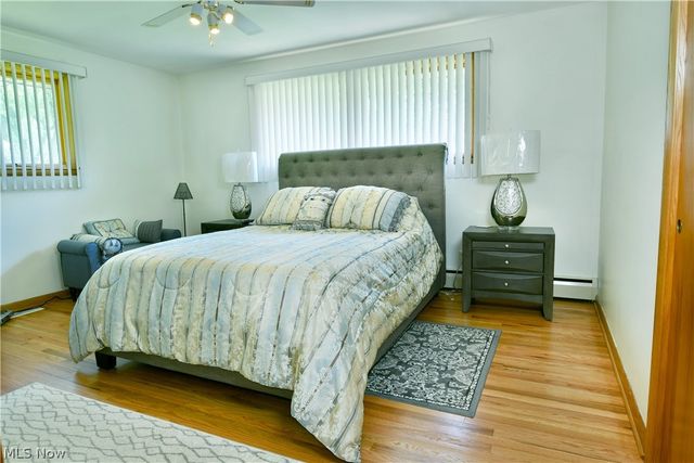 208 Broadway Avenue SE, Warren, OH 44484