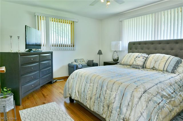208 Broadway Avenue SE, Warren, OH 44484