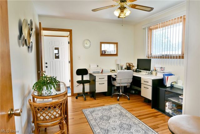 208 Broadway Avenue SE, Warren, OH 44484
