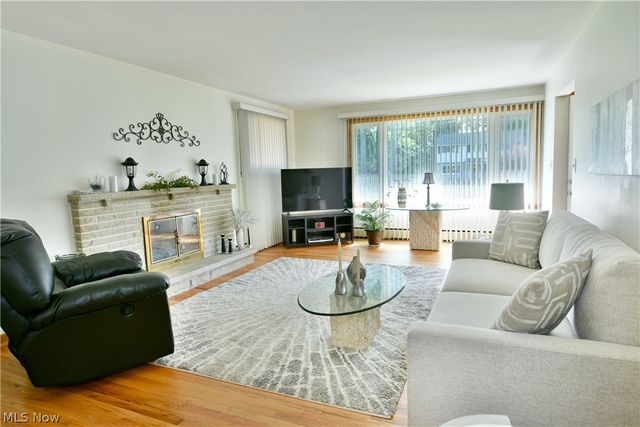 208 Broadway Avenue SE, Warren, OH 44484