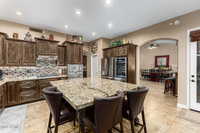 6838 W ROBIN Lane, Glendale, AZ 85310