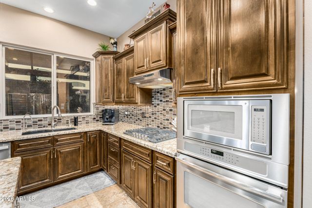 6838 W ROBIN Lane, Glendale, AZ 85310