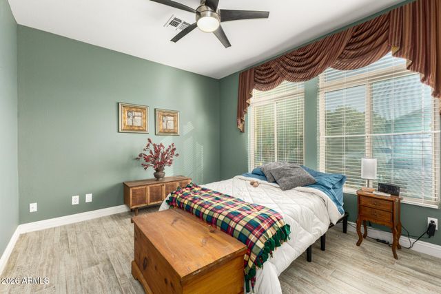 6838 W ROBIN Lane, Glendale, AZ 85310