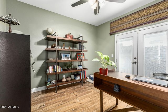 6838 W ROBIN Lane, Glendale, AZ 85310