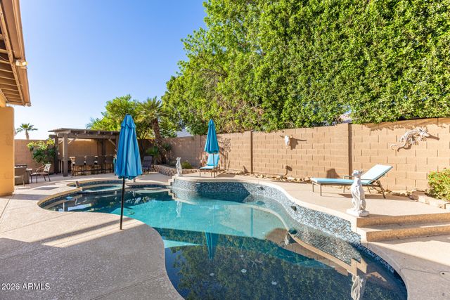 6838 W ROBIN Lane, Glendale, AZ 85310