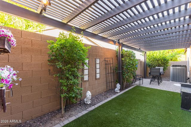 6838 W ROBIN Lane, Glendale, AZ 85310