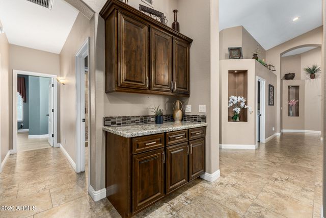 6838 W ROBIN Lane, Glendale, AZ 85310