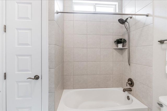 5200 Palermo DR, Austin, TX 78738