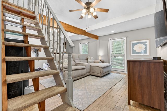 2552 Farms Cir, Woodlawn, TN 37191
