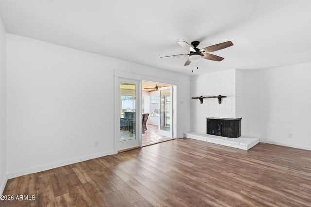 6852 S TERRACE Road, Tempe, AZ 85283