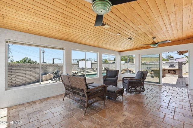 6852 S TERRACE Road, Tempe, AZ 85283