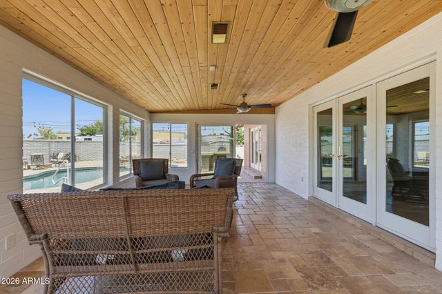 6852 S TERRACE Road, Tempe, AZ 85283
