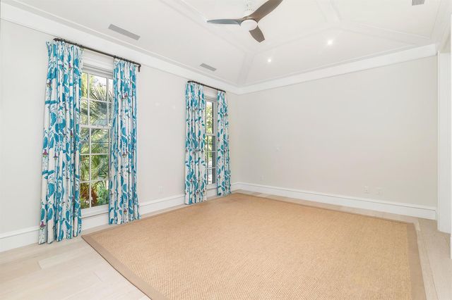 216 Sandpiper Drive, Palm Beach, FL 33480