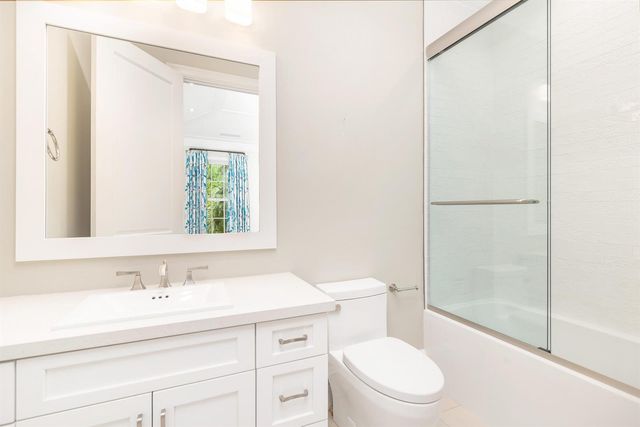 216 Sandpiper Drive, Palm Beach, FL 33480
