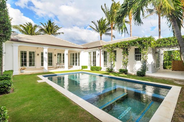 216 Sandpiper Drive, Palm Beach, FL 33480